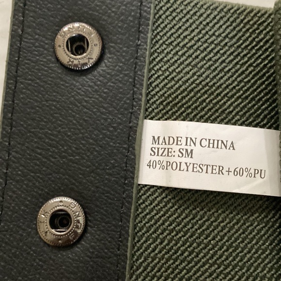 BEAUTIFUL BELT STUDDED EMBELLISHED DETAILS - Picture 11 of 14